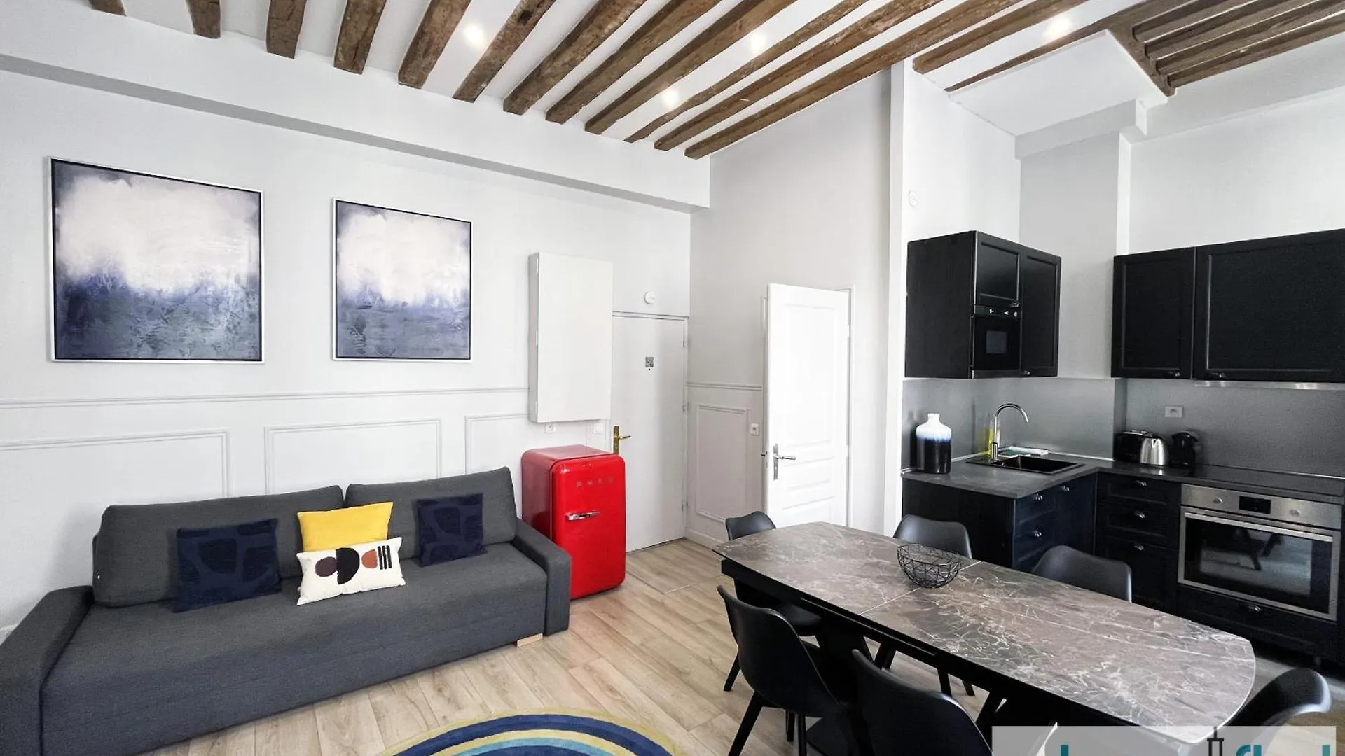 Apartment 44 - Pretty 2 Bdr Flat In